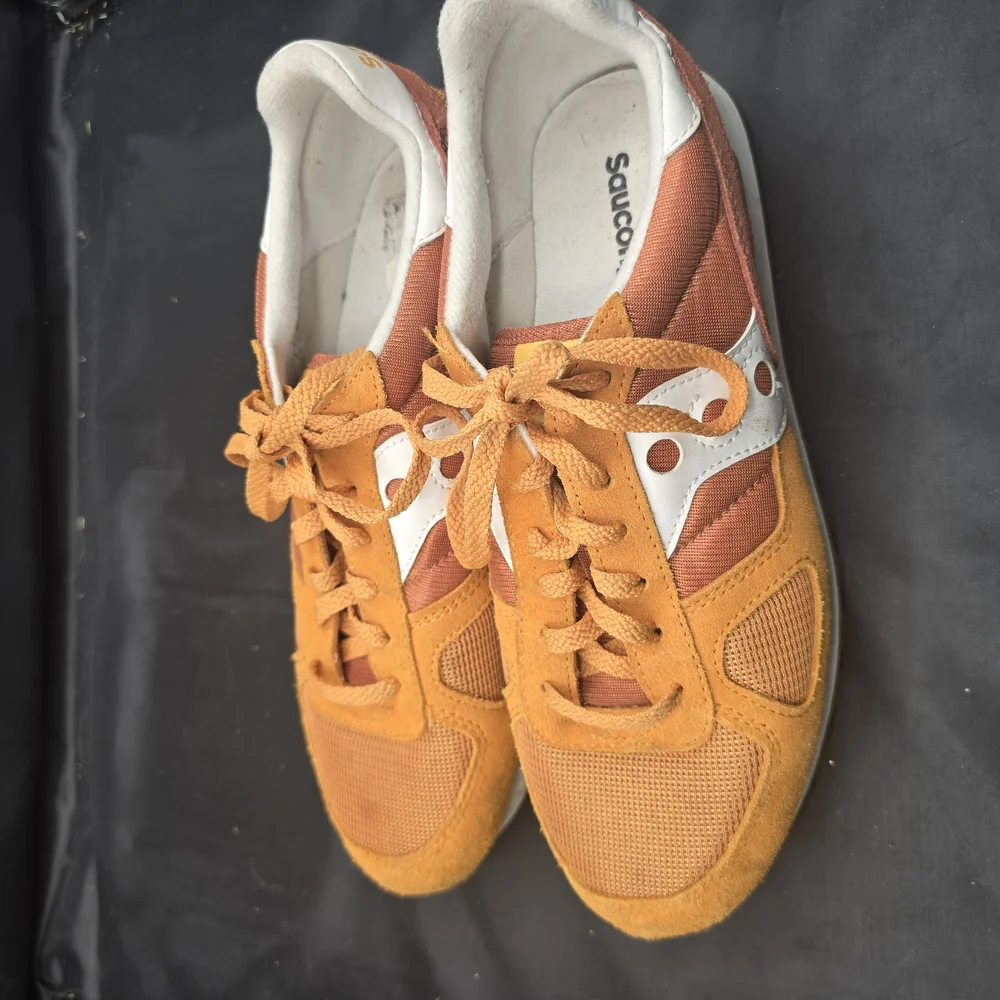 Saucony Orange and White Athletic‎ Sneakers